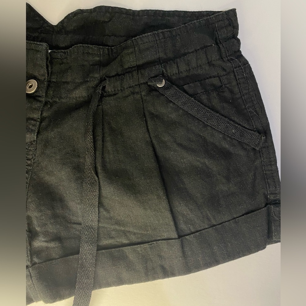 Max Rave Linen Shorts - Picture 5 of 13